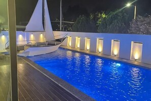 Ảnh chưa phân loại, 4 trong số 29 ảnh, nút