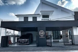 Ảnh chưa phân loại, 2 trong số 29 ảnh, nút