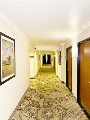 Interior - Alhambra Hotel (Alhambra)