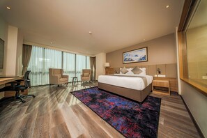 Suite, 1 King Bed, Non Smoking, Jetted Tub | Premium bedding, minibar, in-room safe, desk - Best Western Plus Kathmandu Hotel (Kathmandu)