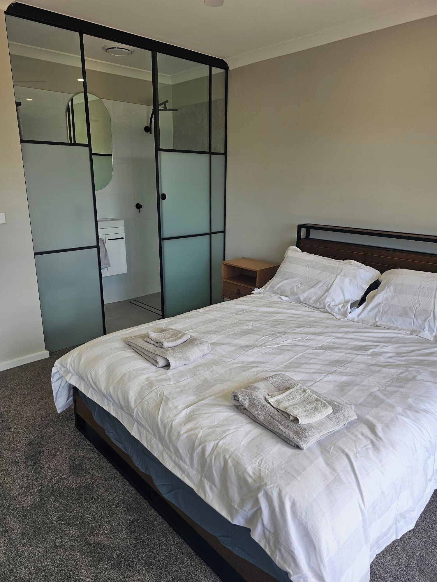 3 bedrooms, WiFi, bed sheets