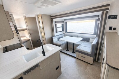 Cozy Travel Trailer Retreat Near the Park