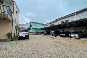 Property grounds - Arawan resort (Ngao)