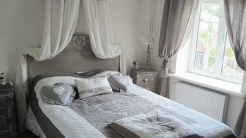 6 Schlafzimmer, Bügeleisen/Bügelbrett, Reisekinderbett, kostenloses WLAN