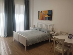 Apartment, 2 Bedrooms, Non Smoking, Balcony | 2 bedrooms, hypo-allergenic bedding, free cribs/infant beds, free WiFi - Live & Love Catania (Catania)
