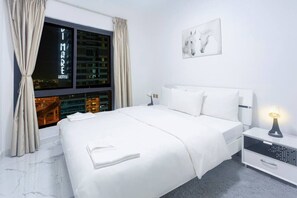 2 bedrooms, desk, iron/ironing board, travel cot