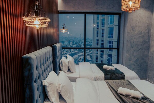 Desk, iron/ironing board, travel crib, WiFi