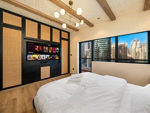 2 多间卧室、办公桌、熨斗/熨衣板、旅行婴儿床