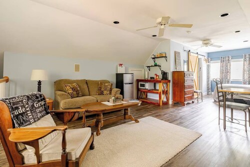 Dual Apartments at Hidden Creek Oasis