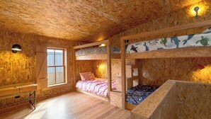 4 chambres, lit parapluie, Wi-Fi gratuit, draps fournis