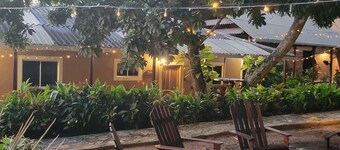 Tayrona Farmhouse sleep-15 ac Breakfast incl.