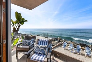 Property grounds - Luxury Beachfront, Listen to Waves,  Enjoy Views (Oceanside)