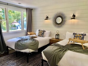 ตู้นิรภัยในห้องพัก, ผ้าม่านกันแสง, Wi-Fi ฟรี, ผ้าปูที่นอน