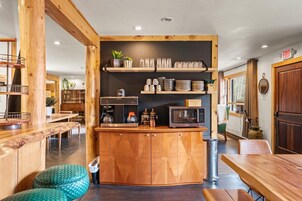 Snack bar