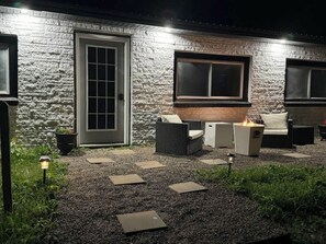 Terrace/patio - Twin Pines Lake resort 2 (Northville)