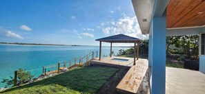 Property grounds - Private oceanfront home, 10 min drive to sandy beach

Beautiful SerenityBlu  (Rolletown)