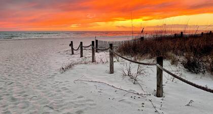 NEW RENTAL! Surfside #11, Beautiful Beachfront Condo. Allergy Friendly:No Pets.