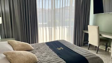 Executive Room | Free WiFi, bed sheets