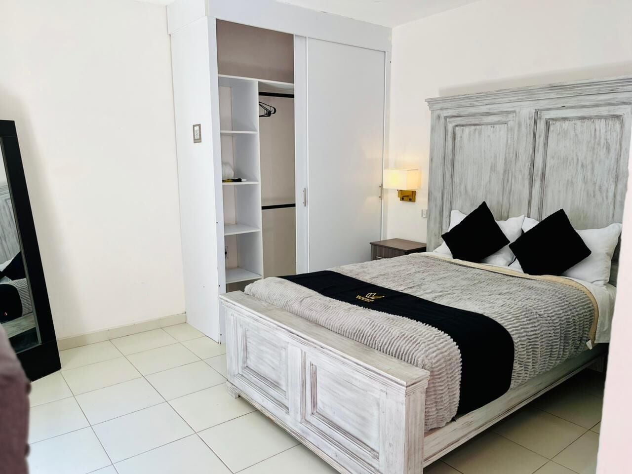 Kamar Comfort | Wi-Fi gratis dan seprai linen