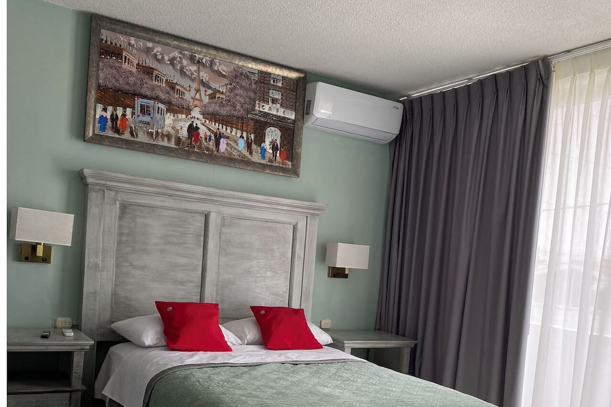 Executive Room | Free WiFi, bed sheets