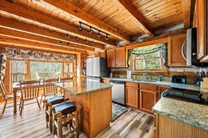 Fridge, microwave, oven, stovetop - Spacious Cabin|Private Hot Tub|Views|Near GSMNP! (Townsend)