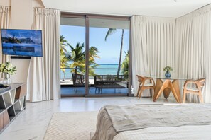 9 chambres, fer et planche à repasser, Wi-Fi, draps fournis