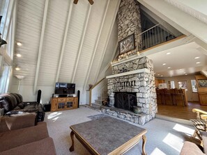 Téléviseur connecté, foyer