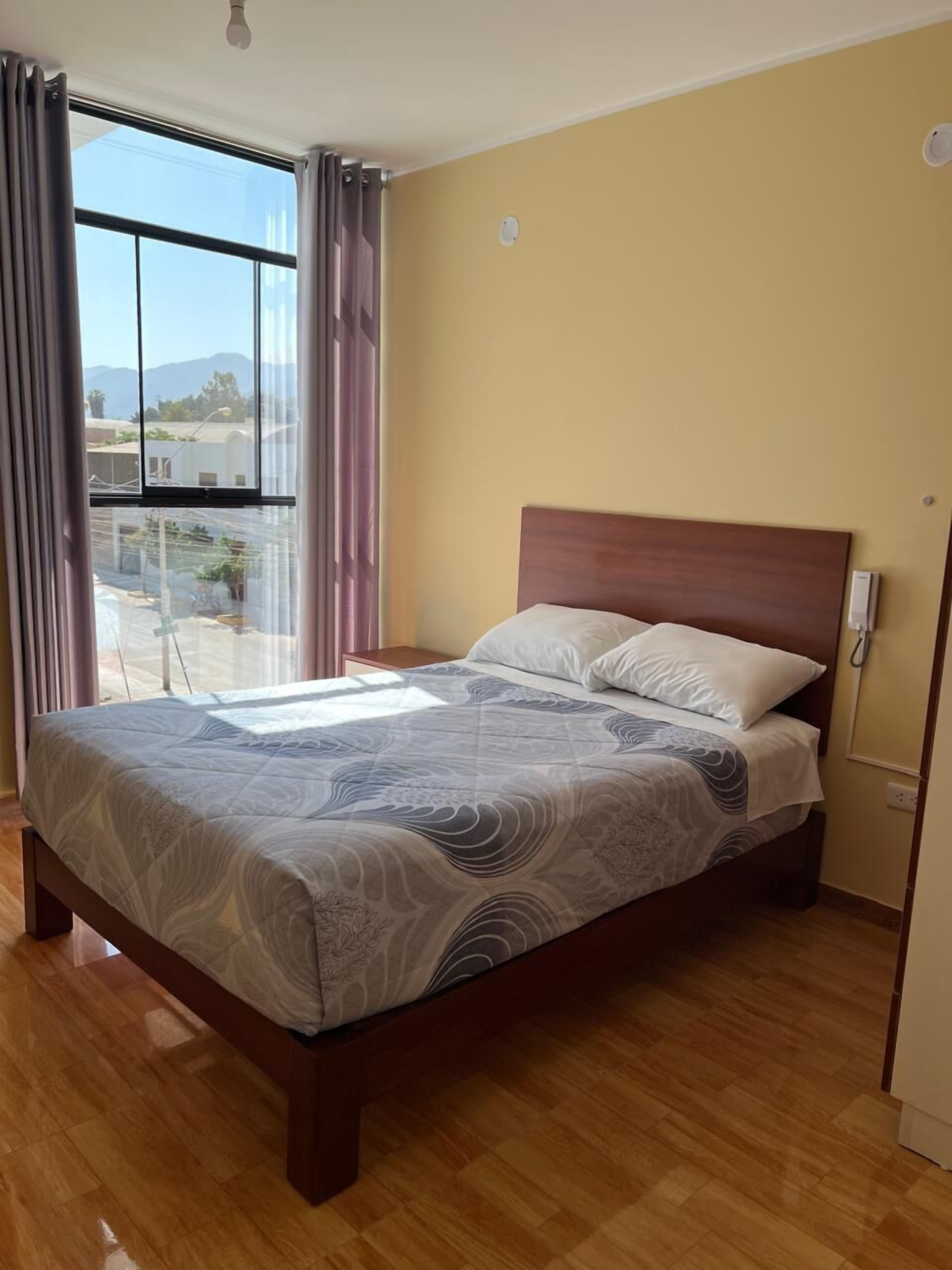 Ropa de cama de alta calidad y muebles diferentes 