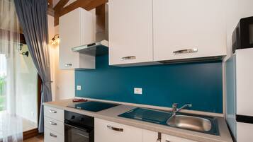 อพาร์ทเมนท์, สูบบุหรี่ได้ | 1 ห้องนอน