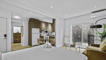 1 Schlafzimmer, Bügeleisen/Bügelbrett, Reisekinderbett, kostenloses WLAN