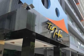 Exterior detail - The Inka Hotel (Nakhon Si Thammarat)