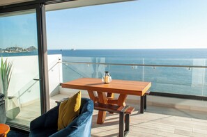 Dining - Beachfront apartment - XIII (Mazatlán)