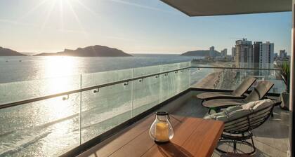 Beachfront apartment - XIII