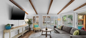 Large 4 Bedroom Home - Pool | Mini Golf | Fire-Pit