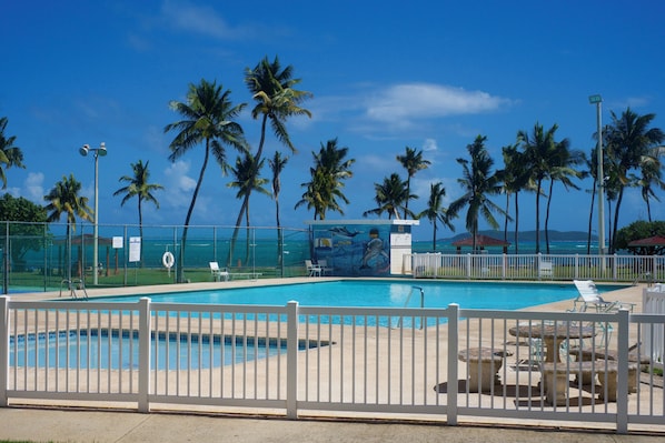 Piscine extérieure