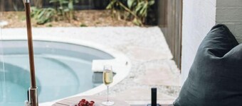 Rubus Pink, Berry - by Linnaeus Collection