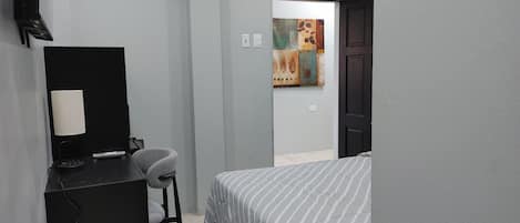 1 間睡房、熨斗/熨衫板、Wi-Fi、床單