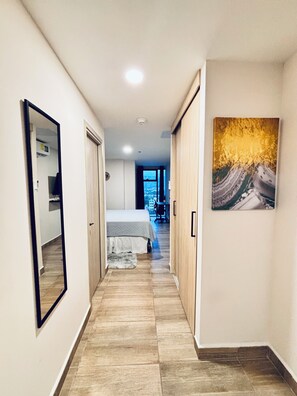 1 bedroom, desk, iron/ironing board, free WiFi