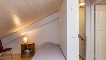 2 bedrooms, Internet