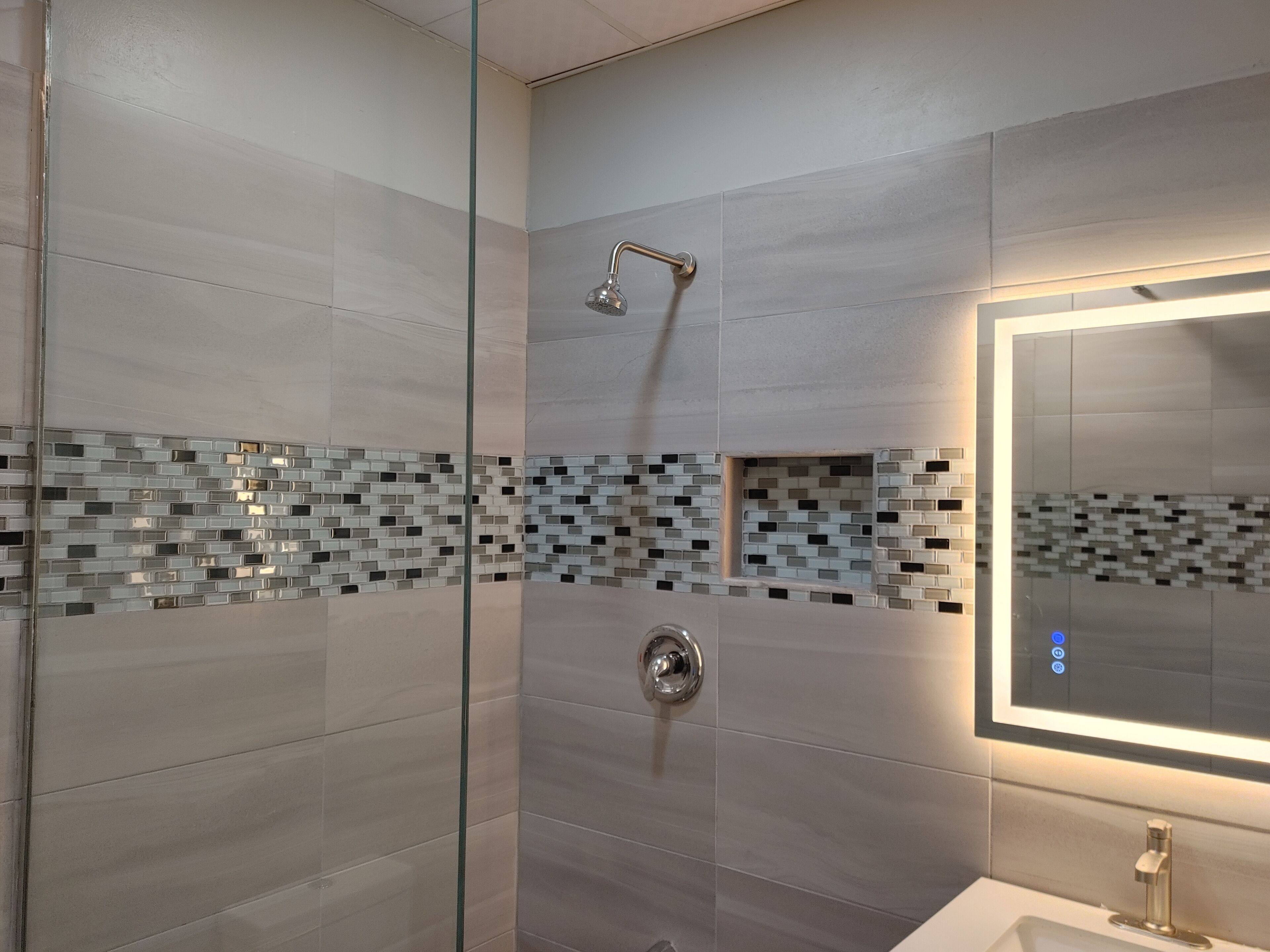 淋浴設備、提供毛巾、番梘、廁紙