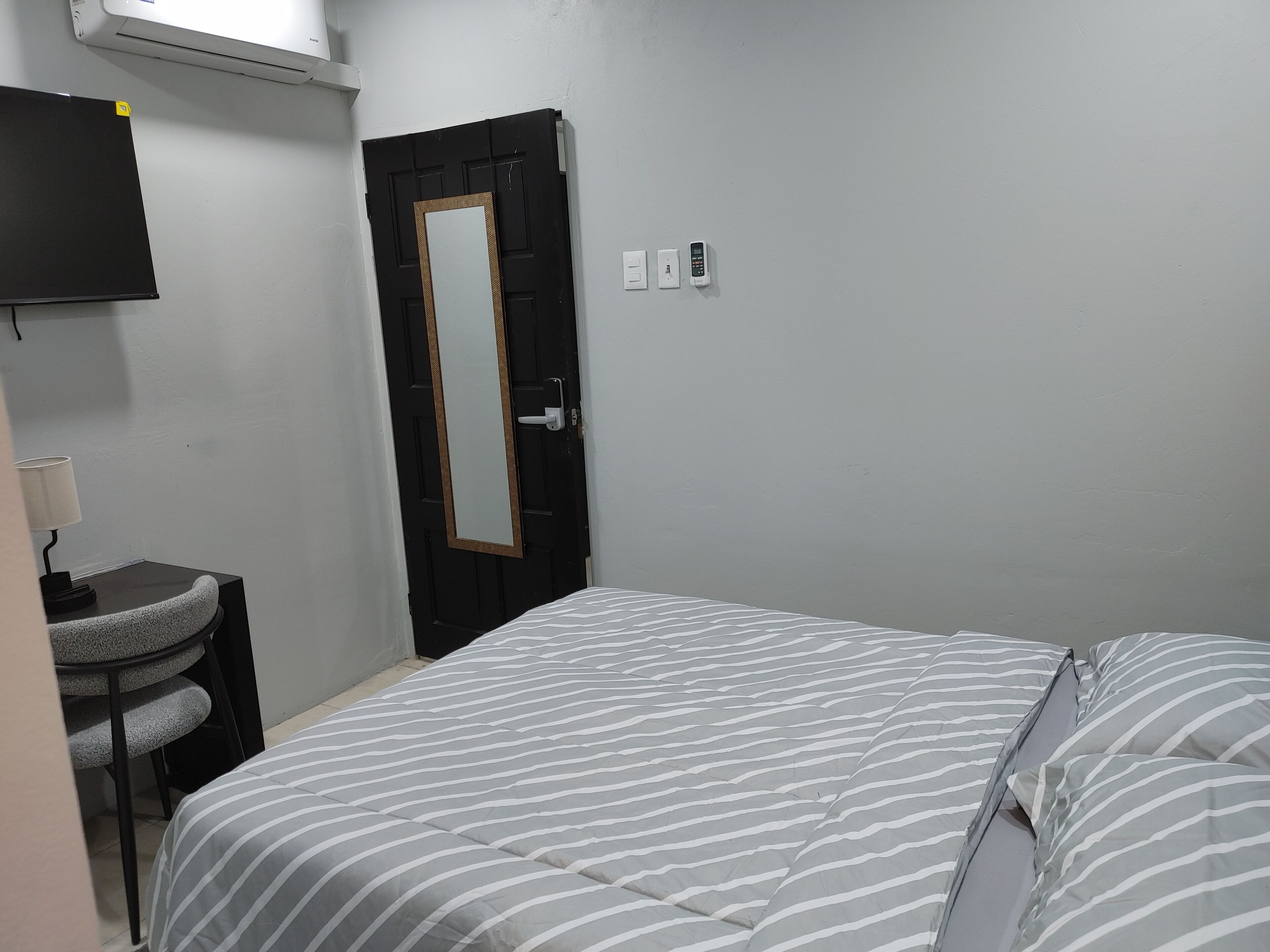 1 habitación, wifi y ropa de cama 