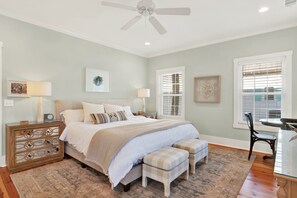 4 chambres, fer et planche à repasser, accès au Wi-Fi (inclus)