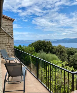 Property grounds - Maison de Charme Exceptional Sea & Mountain View (Belvédère-Campomoro)