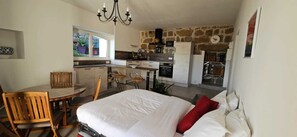 1 Schlafzimmer, kostenloses WLAN, Bettwäsche