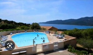 Outdoor pool, a heated pool - Mini Caseddu T2, Pool & sea view, Alba Rossa N°11 (Serra-di-Ferro)