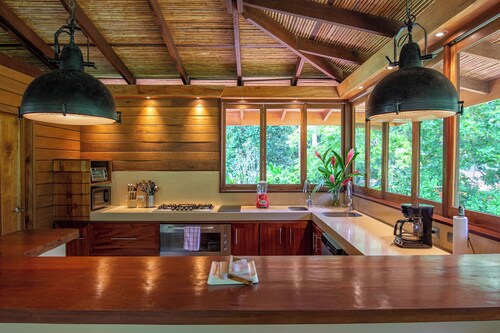 Exclusive 4BR Beachfront Villa with Chef, AC, WiFi in Lush Puerto Viejo Paradise