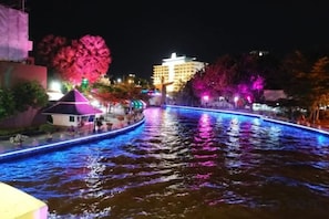 รูปภาพที่ไม่ได้จัดประเภท, 4 จาก 32, ปุ่ม