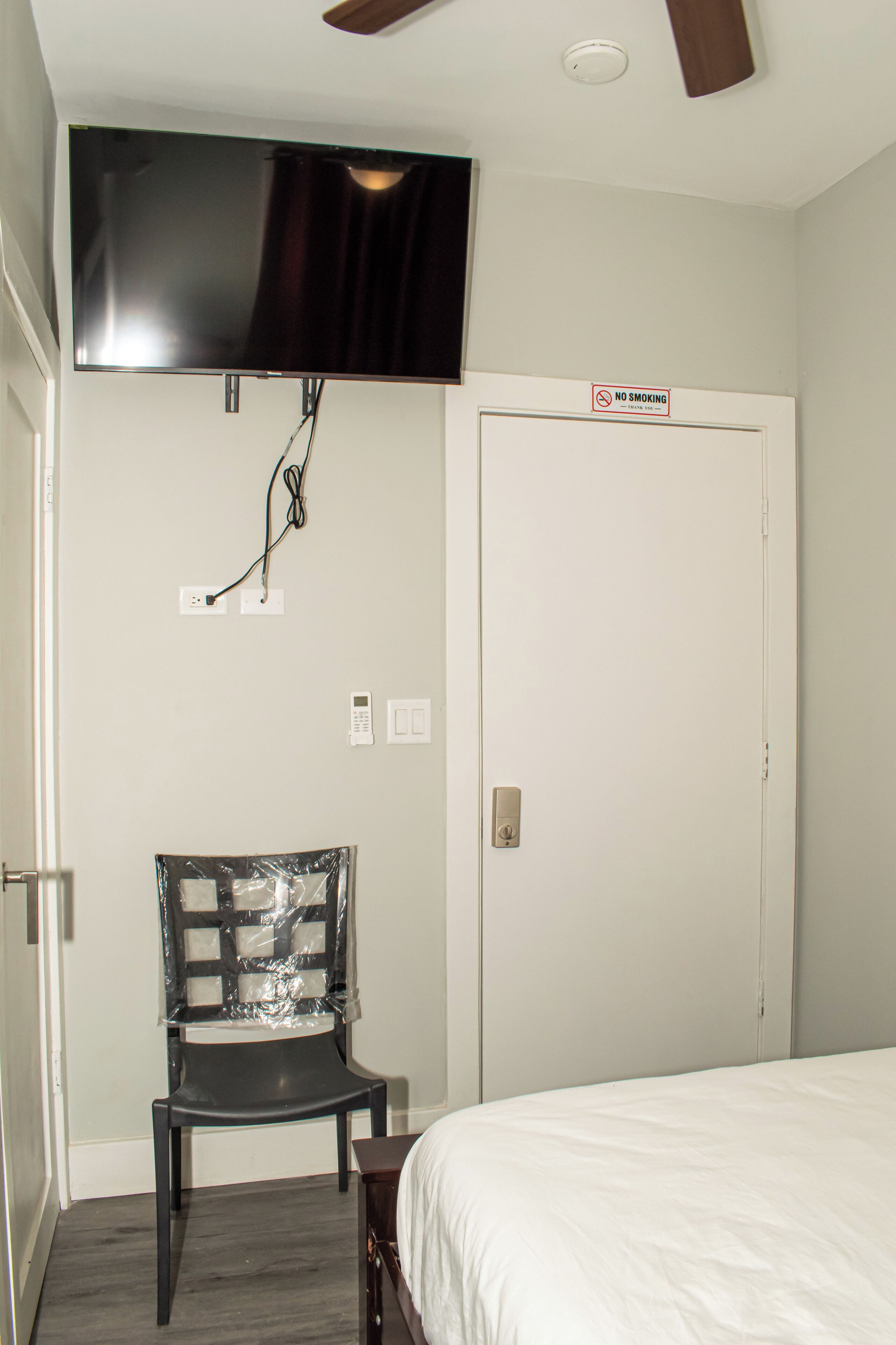 Standard Tek Kişilik Oda, 1 Çift Kişilik Yatak | Güneşlik/perde, ütü/ütü masası, ücretsiz kablosuz İnternet 