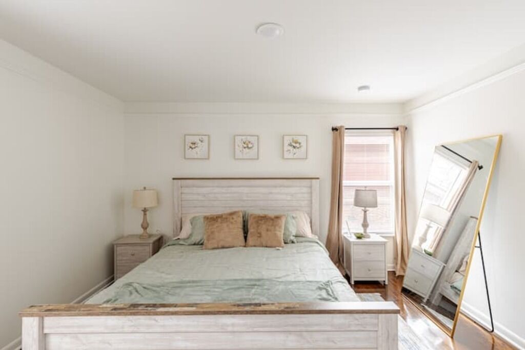 3 habitaciones, escritorio, tabla de planchar con plancha y wifi 