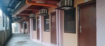 Hotel De Amado by RedDoorz